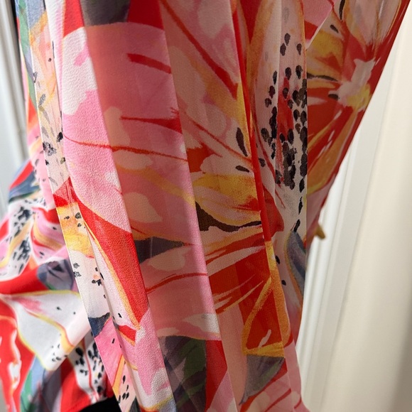 Chico's Vibrant Floral Blouse - Pink and Red Button Up - Picture 10 of 16